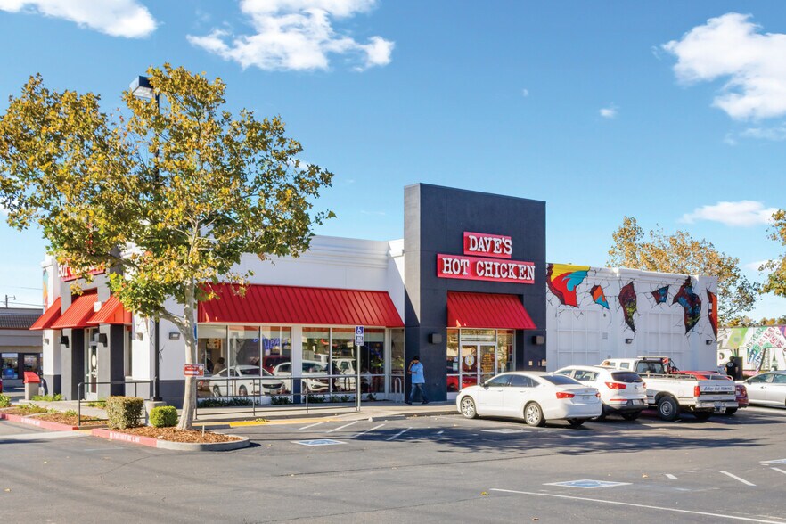 More Photos Of 3409 Arden Way, Sacramento Fast Food For Sale