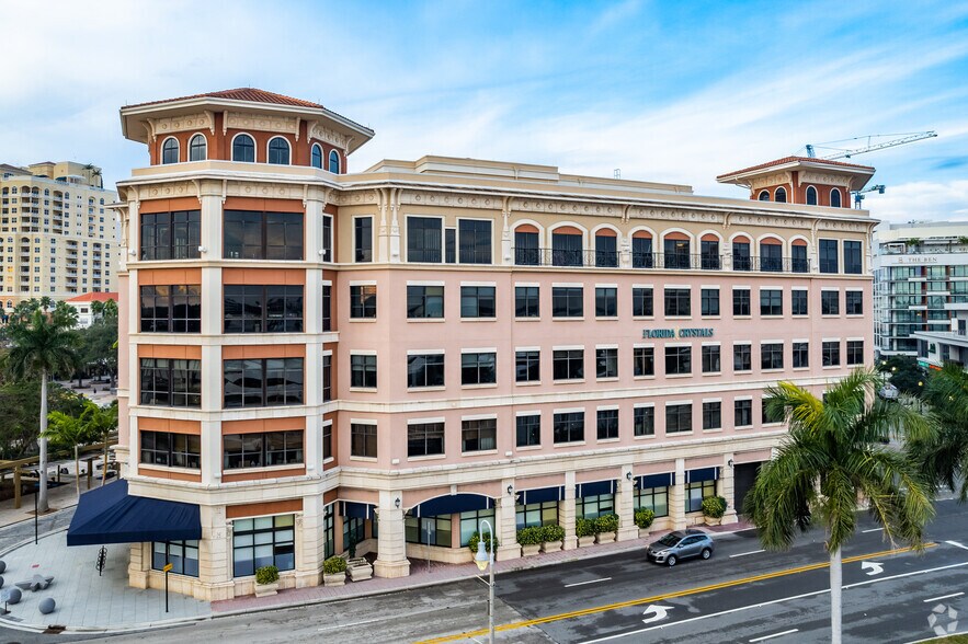 More Photos Of 1 N Clematis St, West Palm Beach Office For Lease
