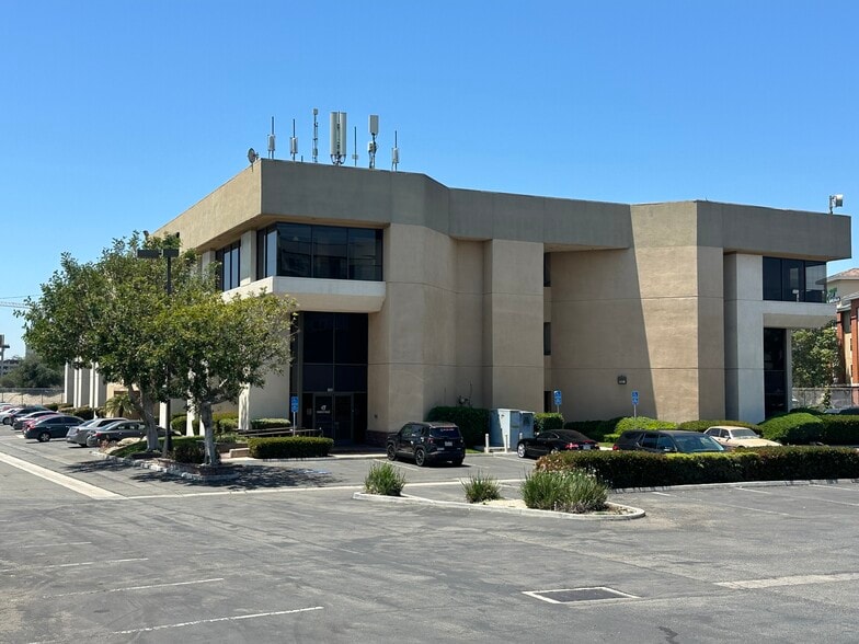 More Photos Of 1855 W Katella Ave, Orange Office Residential For Lease