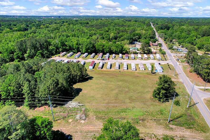 More Photos Of 1603 Melvinville Ct, Fayetteville Manufactured Housing Mobile Home Park For Sale