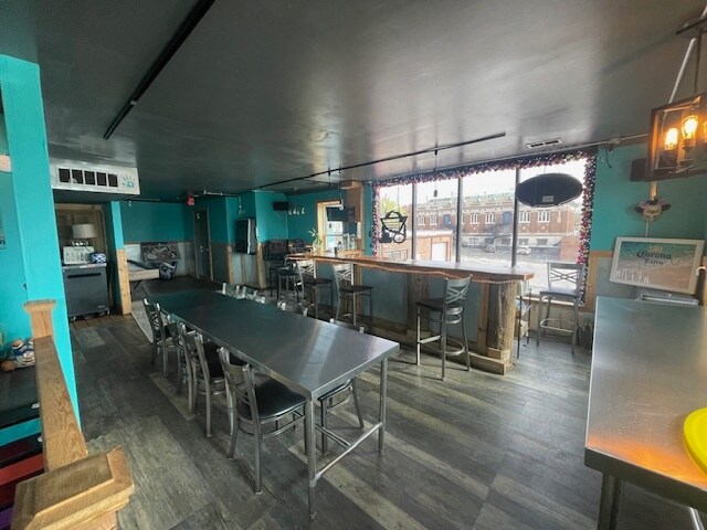More Photos Of 1731 S 7th St, Saint Louis Restaurant For Sale