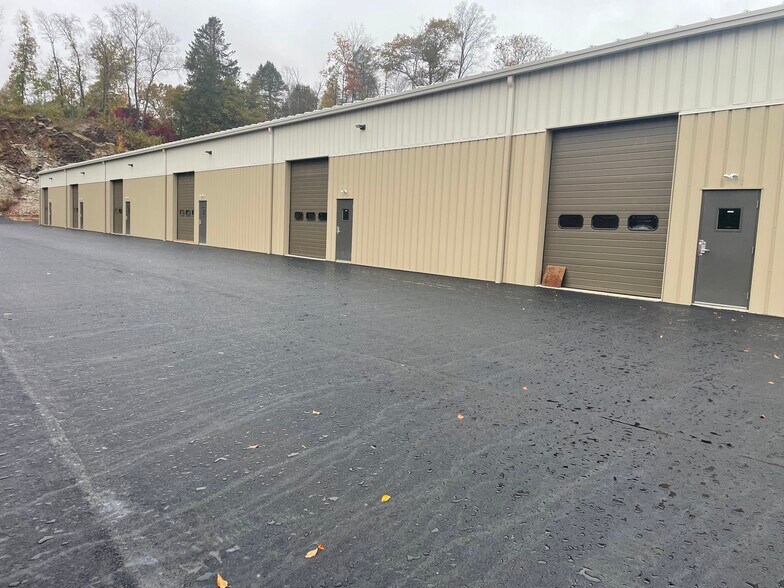 More Photos Of 18 Francis J Clarke Cir, Bethel, Ct, Bethel Industrial For Lease