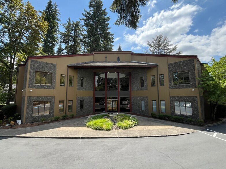 Primary Photo Of 15962 SW Boones Ferry Rd, Lake Oswego Medical For Lease