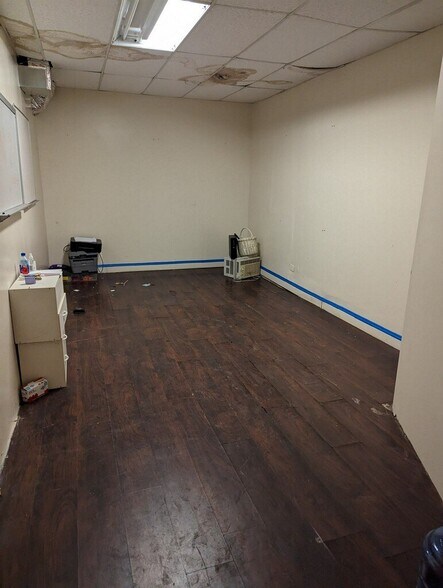 More Photos Of 740 W 59th St, Chicago Land For Lease