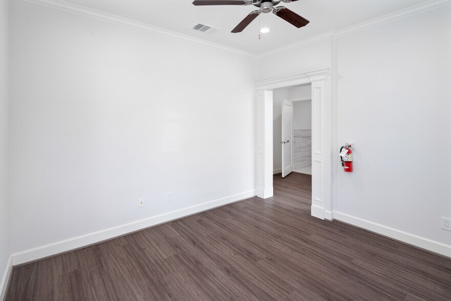More Photos Of 8951 Collin McKinney Pky, McKinney Unknown For Lease