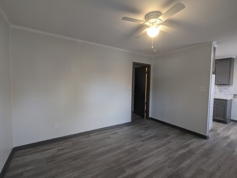 More Photos Of 804 Meadow Ridge Ct, Winston-Salem Apartments For Sale