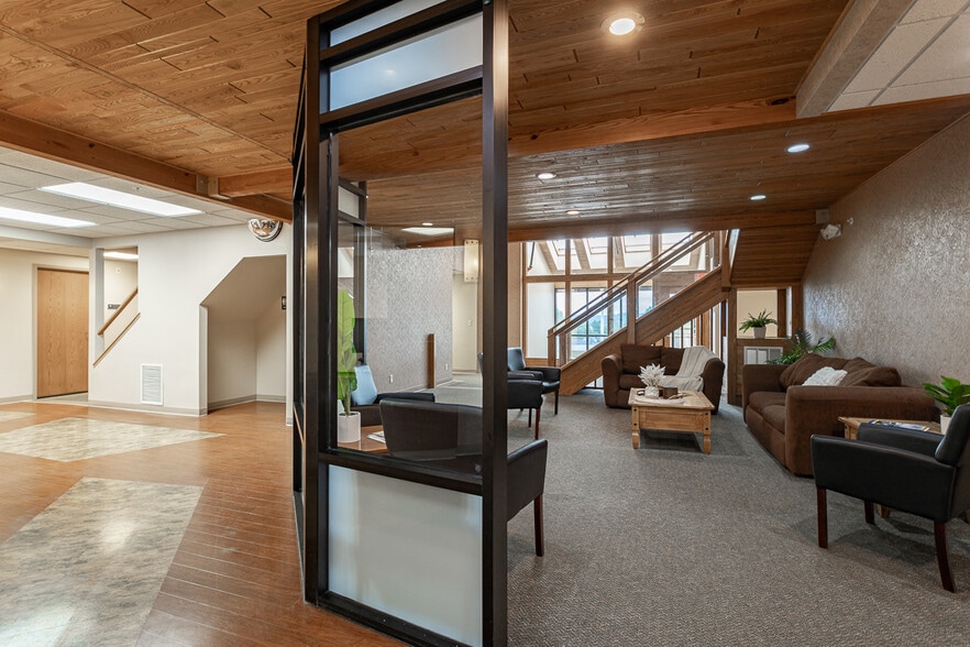 More Photos Of 520 N 28th Ave, Wausau Medical For Sale