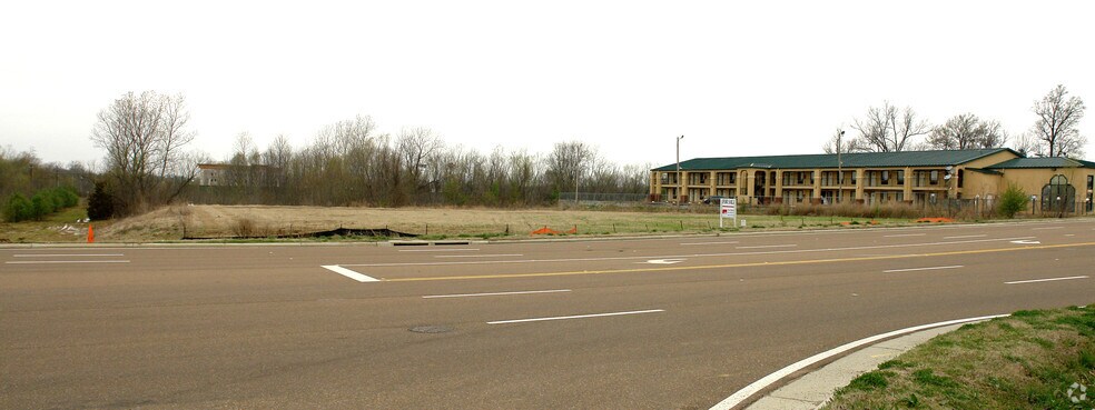 More Photos Of 6871 Interstate Blvd, Horn Lake Land For Lease