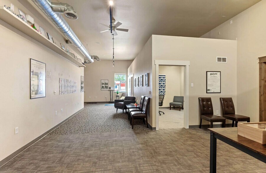 More Photos Of 210-214 W Sunset Ave, Coeur d'Alene Freestanding For Lease