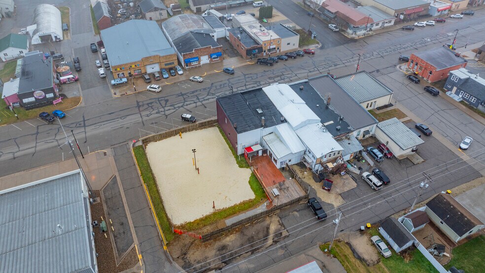 More Photos Of 104-112 Main St, Wanamingo General Retail For Sale