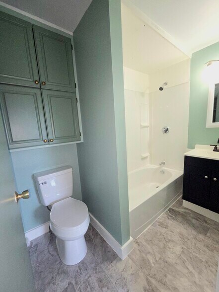 More Photos Of 8 Highview Ave, Hope Valley Apartments For Sale