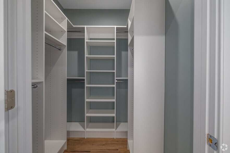 More Photos Of 106-108 Montgomery St, Bloomfield Apartments For Sale