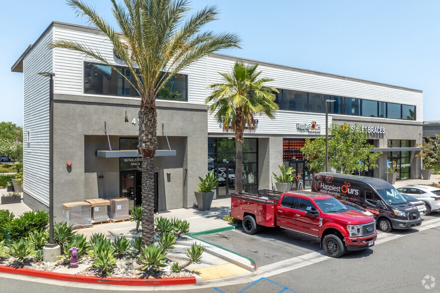Primary Photo Of 490 N Main St, Corona Freestanding For Lease