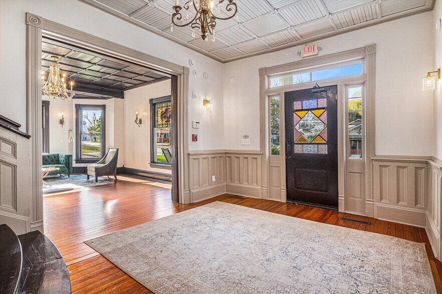 More Photos Of 410 E Church St, Monroe Hospitality For Sale