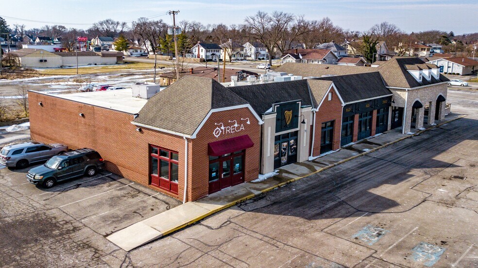 More Photos Of 2200 N Limestone St, Springfield Unknown For Lease