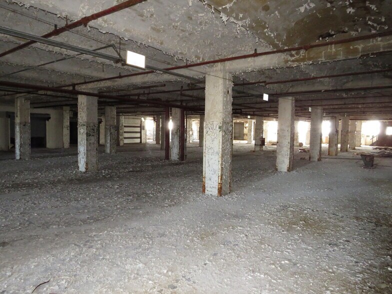 More Photos Of 224 Main St, Marseilles Industrial For Sale