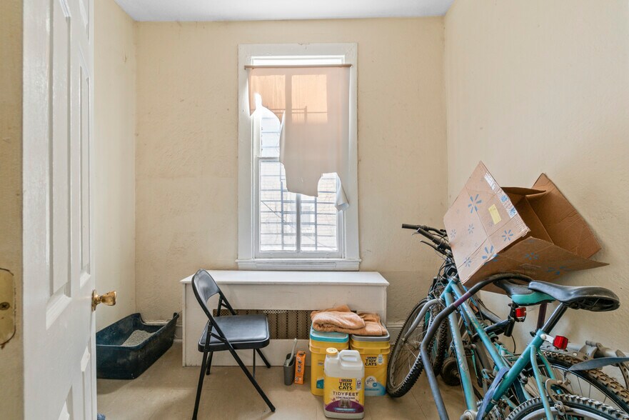 More Photos Of 3941 Lowndes Ave, Baltimore Multifamily For Sale