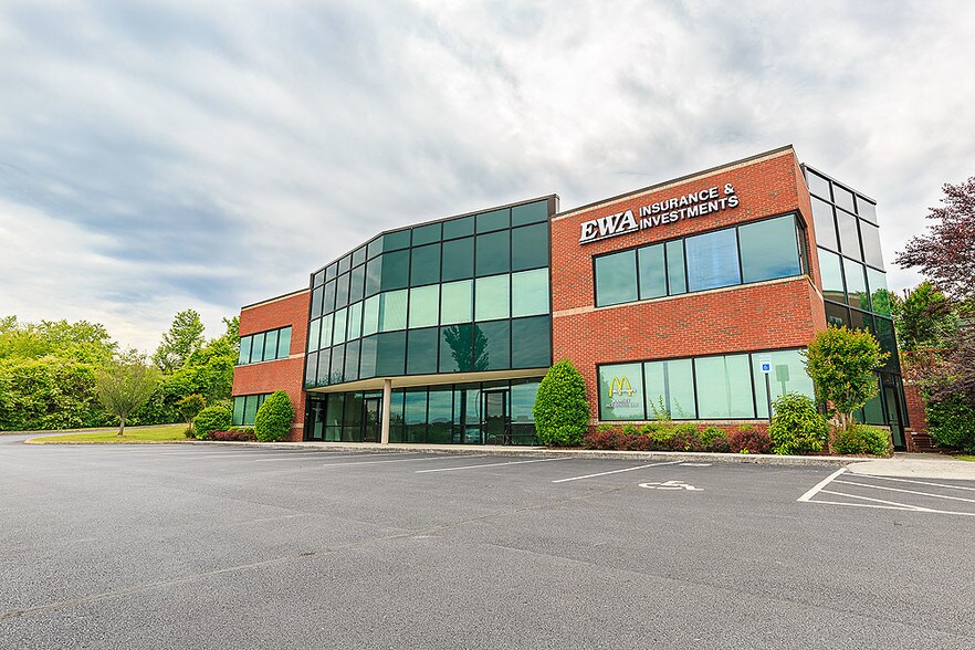 More Photos Of 119 Boone Ridge Dr, Johnson City Office For Lease