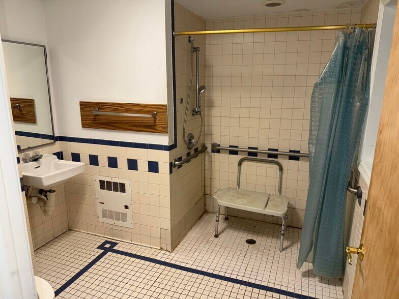 More Photos Of 57-59 Sharp St, Haverstraw Office For Sale