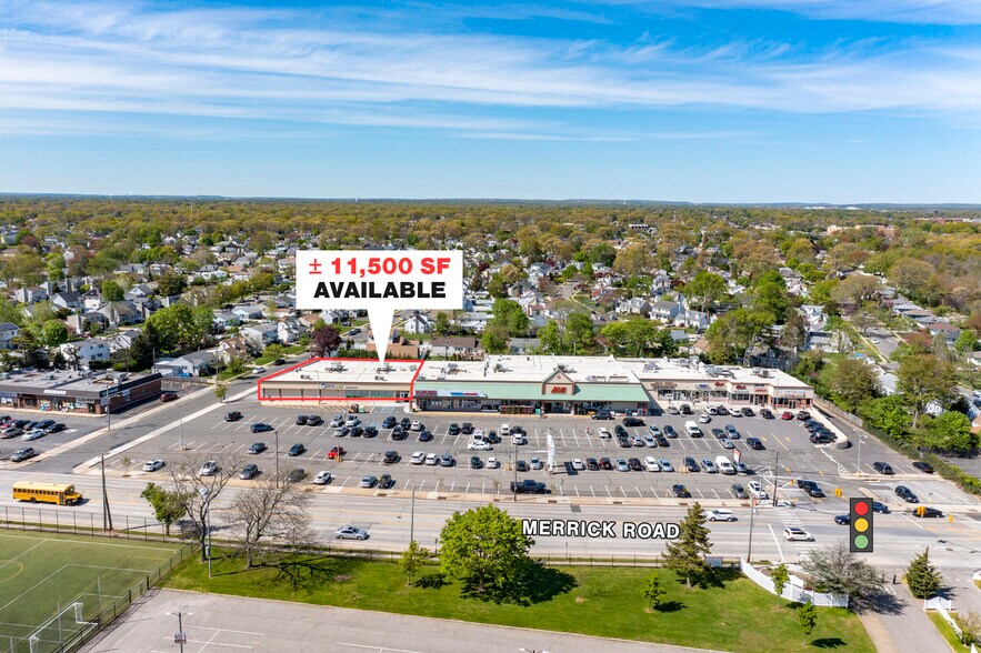 More Photos Of 5117-5139 Merrick Rd, Massapequa Unknown For Lease