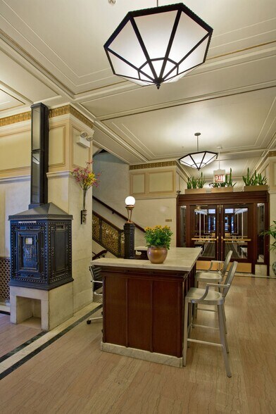 More Photos Of 343 S Dearborn St, Chicago Apartments For Lease