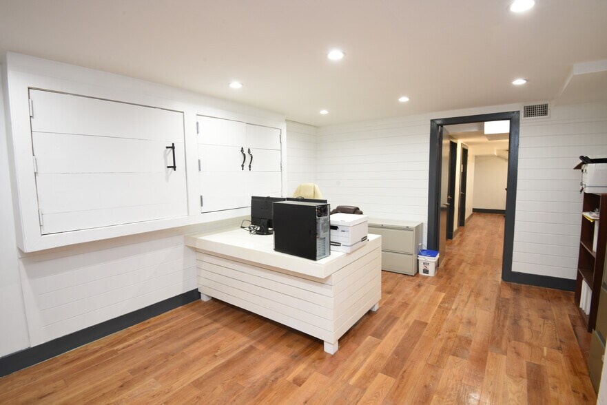 More Photos Of 546 W 188th St, New York Apartments For Sale