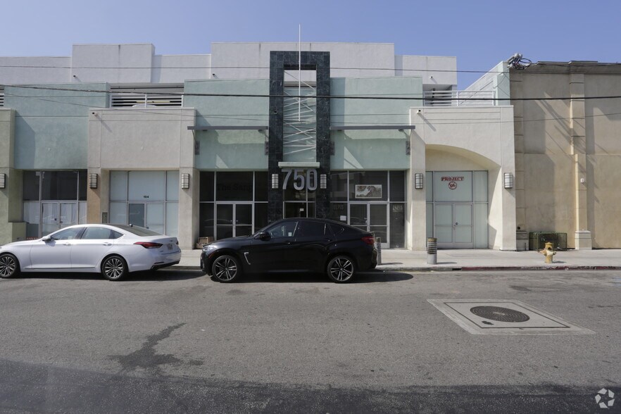 More Photos Of 750 E 14th St, Los Angeles Industrial For Lease