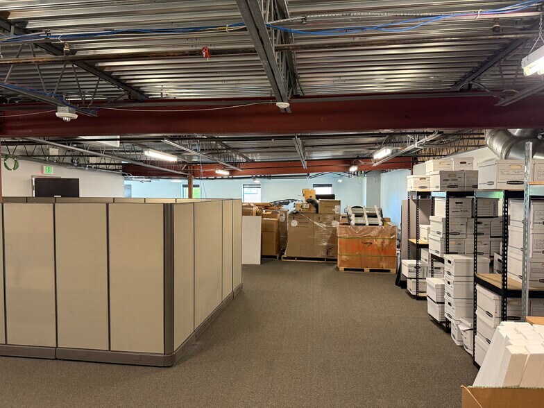 More Photos Of 12875 S Minuteman Dr, Draper Light Manufacturing For Lease