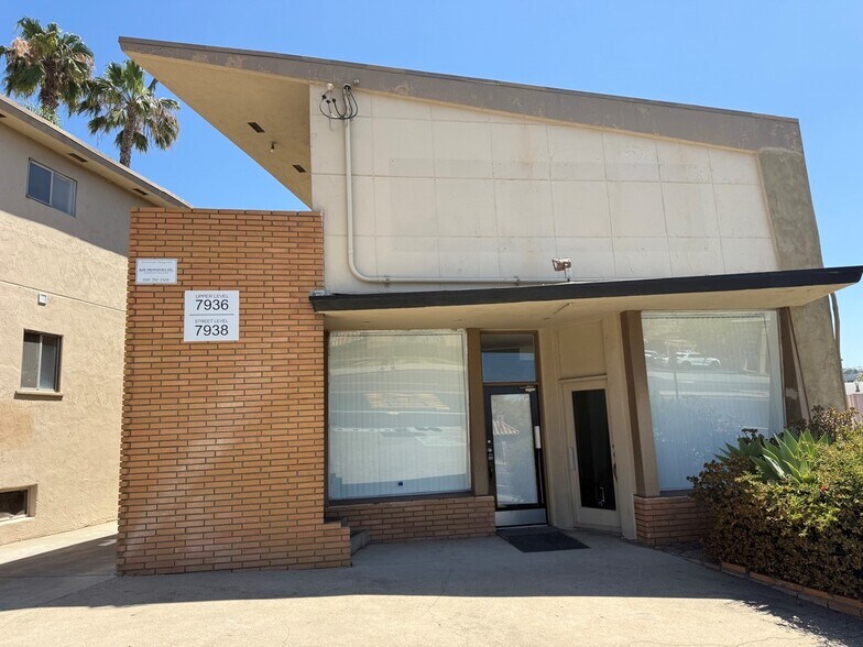 More Photos Of 7940 La Mesa Blvd, La Mesa Office For Lease