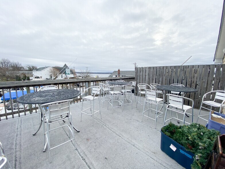 More Photos Of 14442 Solomons Island Rd, Solomons Restaurant For Lease