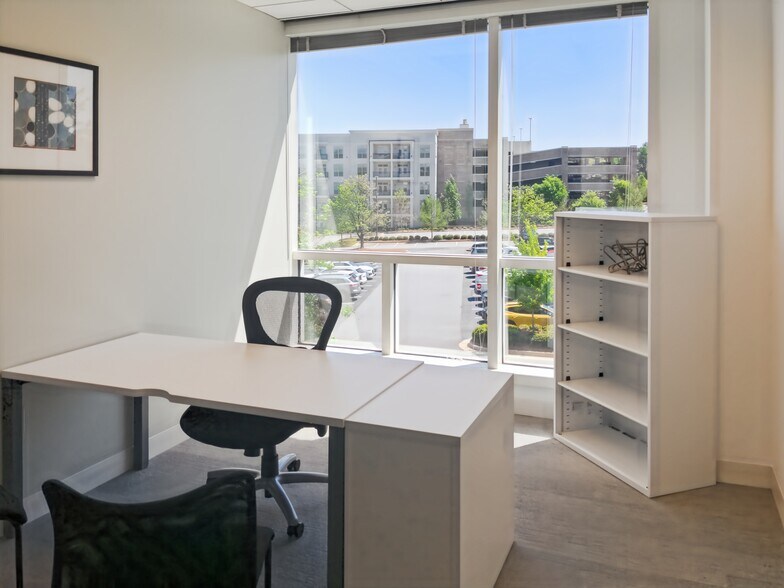 Primary Photo Of 2475 Northwinds Pky, Alpharetta Coworking Space