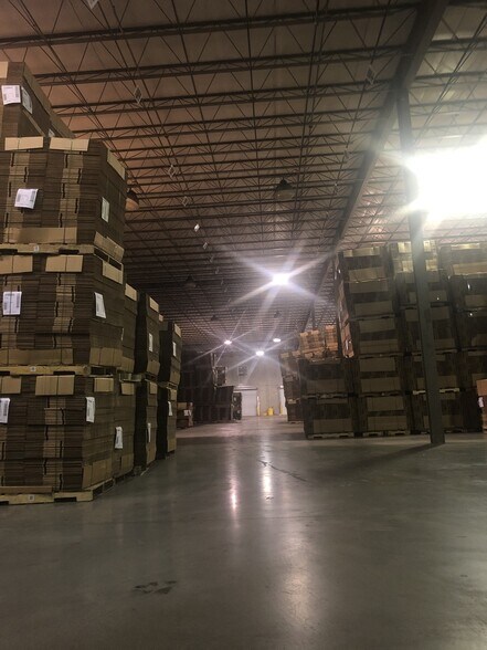 More Photos Of 330 Stevens St, Jacksonville Warehouse For Lease