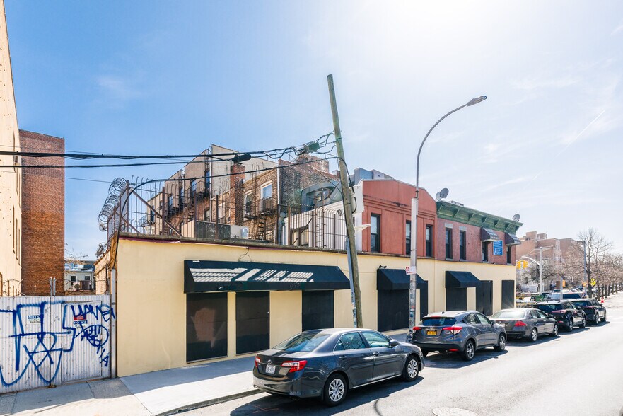 More Photos Of 30-01 30th Ave, Astoria Storefront Retail Office For Sale