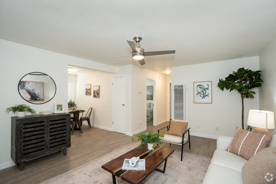 More Photos Of 628 W California Ave, Vista Apartments For Sale