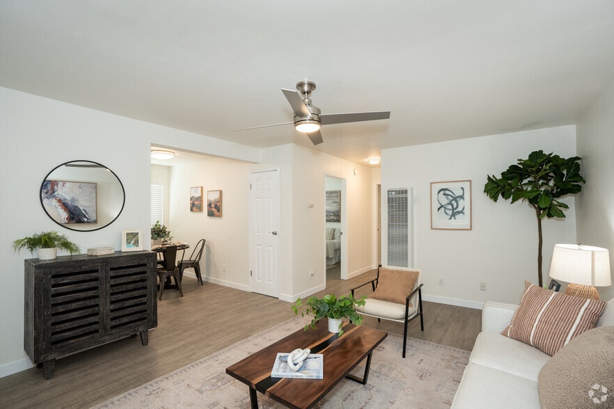 More Photos Of 628 W California Ave, Vista Apartments For Sale