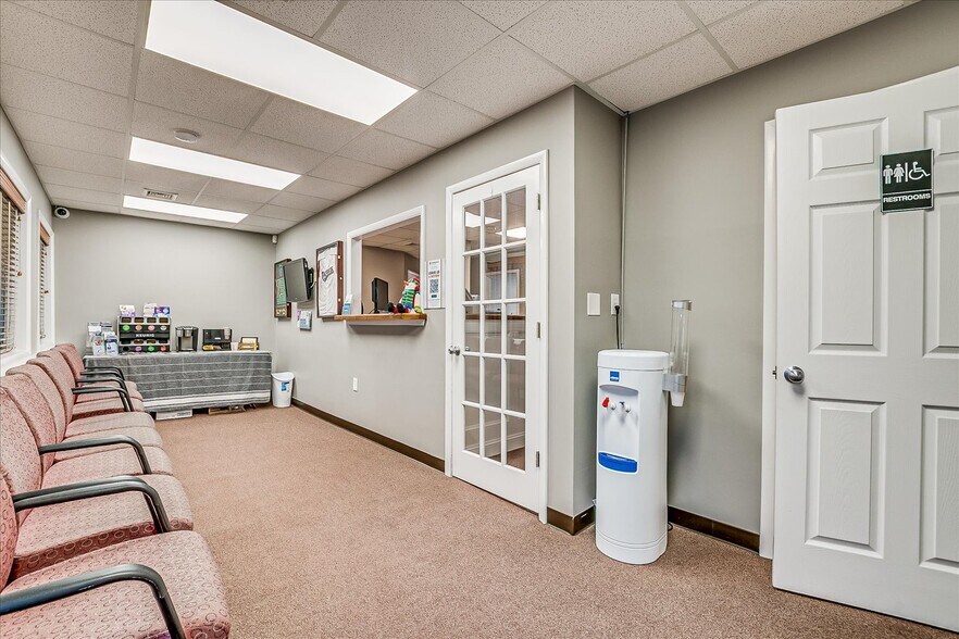 More Photos Of 72 Highway 27, Edison Medical For Sale