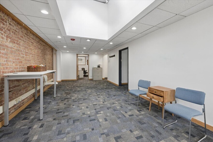 More Photos Of 6613-6621 Ogden Ave, Berwyn Storefront Retail Office For Sale