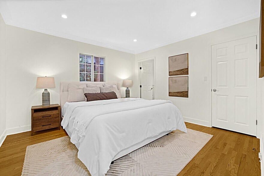 More Photos Of 7621 Norton Ave, West Hollywood Multifamily For Sale