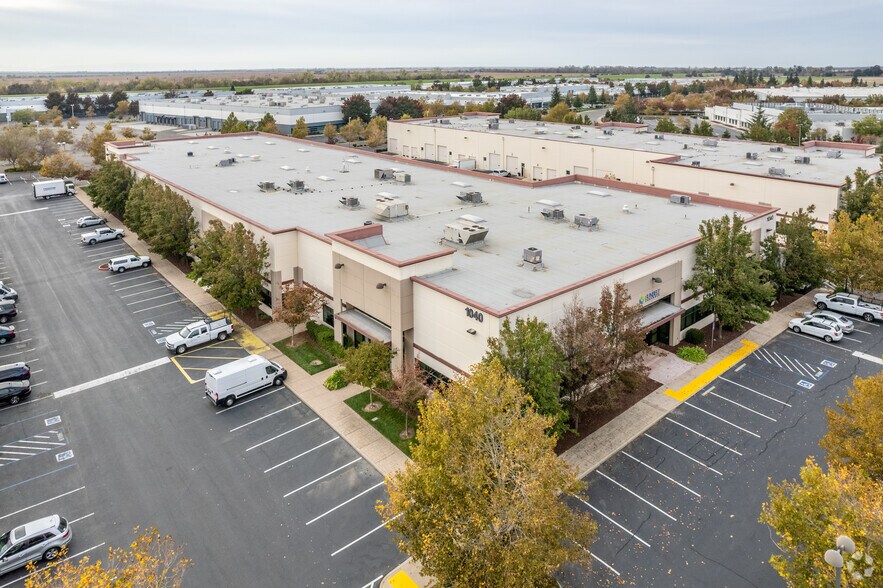 More Photos Of 1040 Riverside Pky, West Sacramento Light Manufacturing For Lease