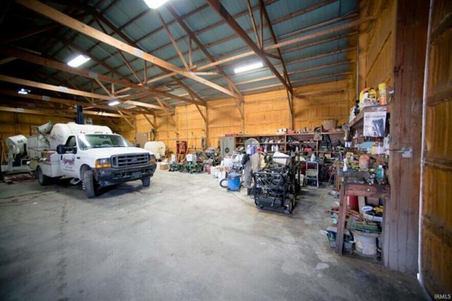 More Photos Of 7362 Russell Dr, Bicknell General Retail For Sale