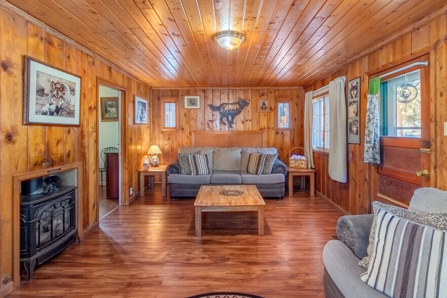 More Photos Of 416 Grand Ave, Grand Lake Hotel For Sale