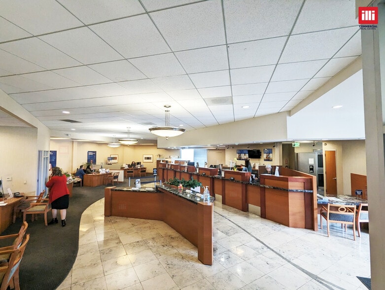 More Photos Of 6537 Topanga Canyon Blvd, Woodland Hills Bank For Lease