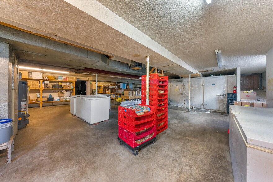 More Photos Of 347 N Scott Ave, Belton Restaurant For Sale