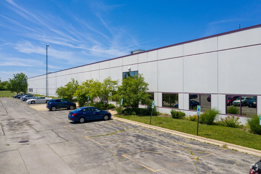 More Photos Of 2359 Diehl Rd, Aurora Industrial For Sale