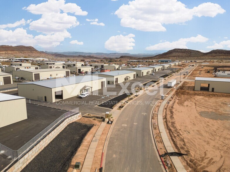 Primary Photo Of Quail Creek Industrial Park, Hurricane Warehouse For Lease