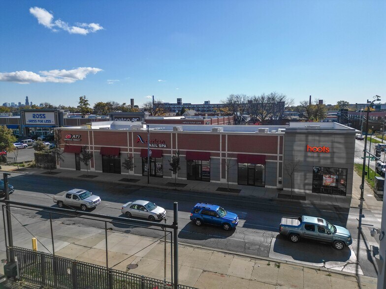More Photos Of 4053-4057 W Diversey Ave, Chicago Freestanding For Lease