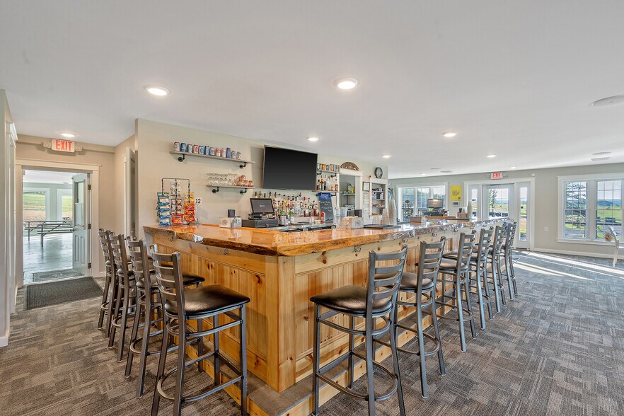 More Photos Of 5471 Telephone Rd, Cincinnatus Sports And Entertainment For Sale