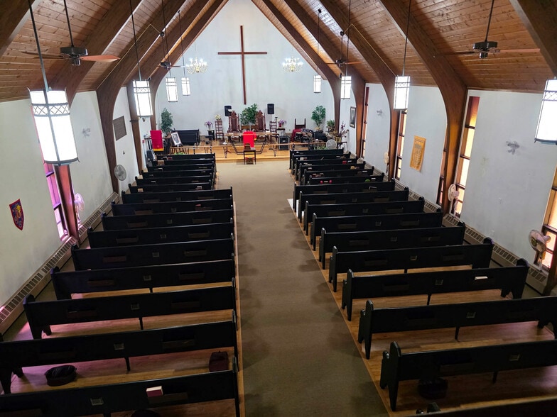 More Photos Of 77 Hilliards Rd, Gibbsboro Religious Facility For Sale