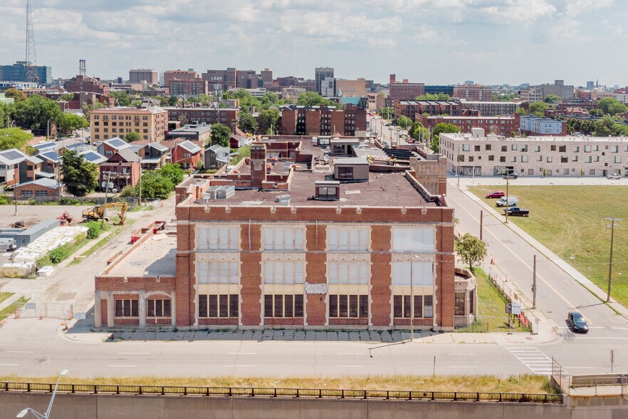 More Photos Of 950 Selden St, Detroit Schools For Lease