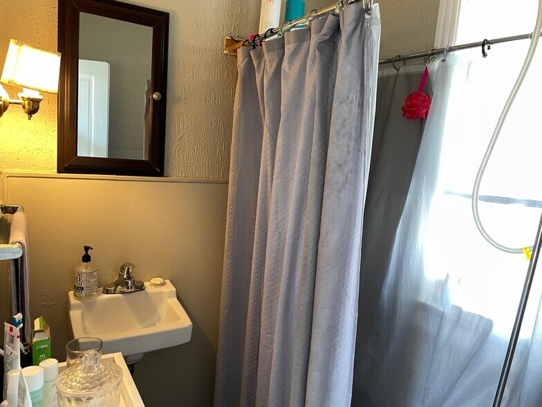 More Photos Of 57 E Garrison St, Bethlehem Apartments For Sale